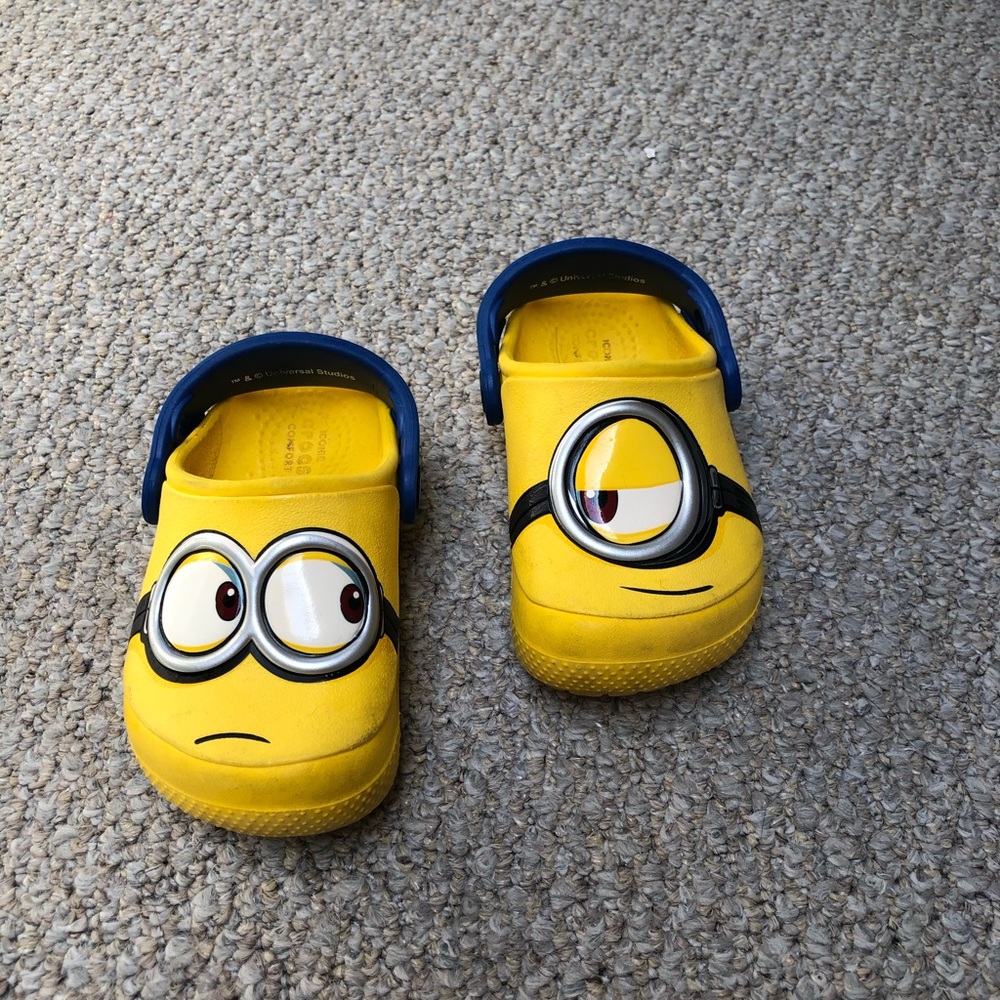 Kids Crocs Fun Lab Minions clogs